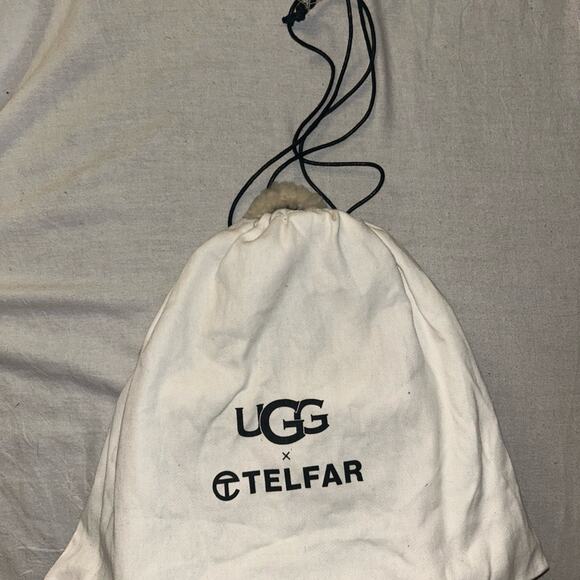 UGG x Telfar
Shearling Crossbody Mini Bag - Picture 3 of 6